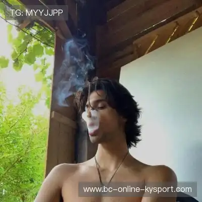 薄发华